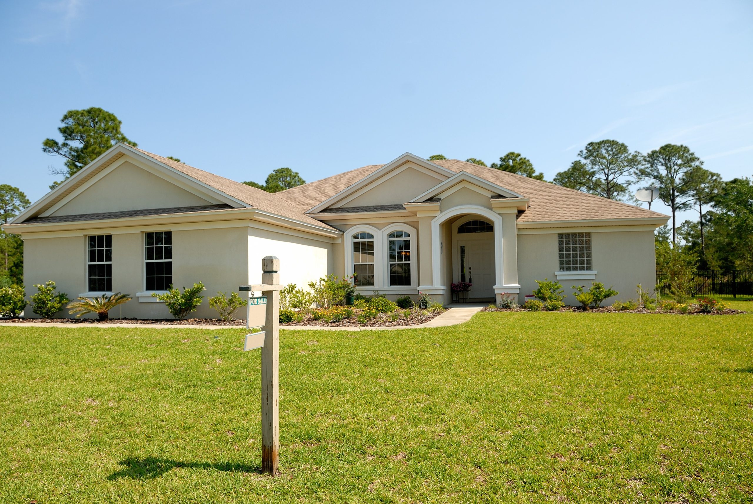 For the best of new homes for sale in Broussard, give a call to Cote Gelee.
